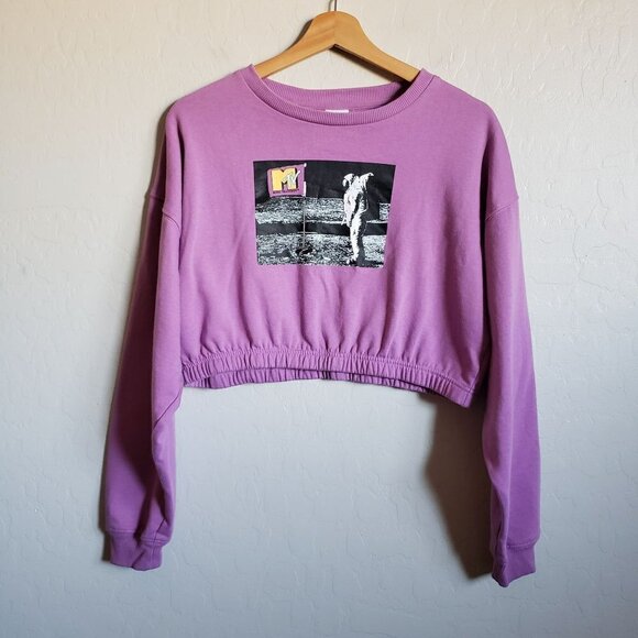 MTV Graphic Cropped Sweatshirt Fleece Lined Retro Moon Man Magenta Womens Medium - Picture 1 of 11
